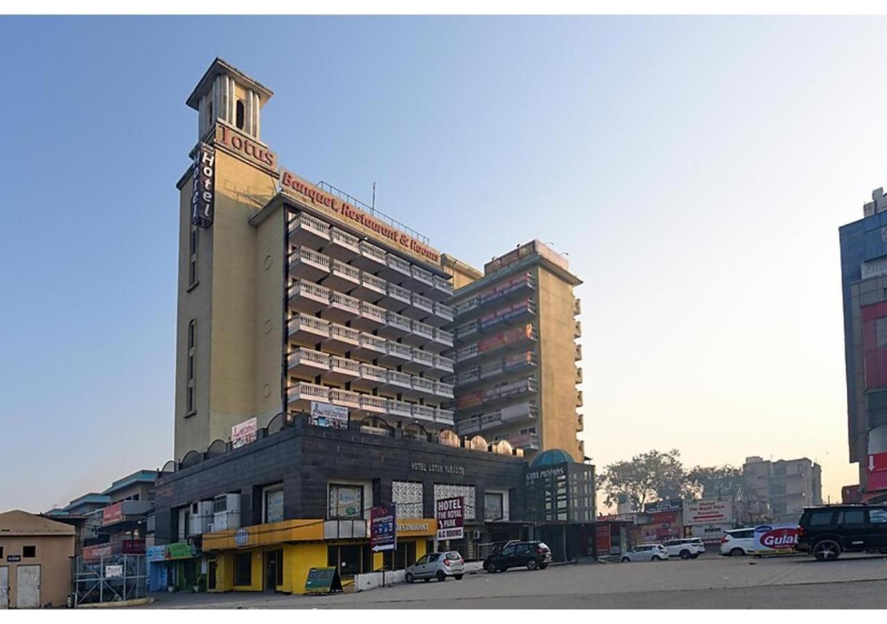 Hotel Lotus Paradise - Banquet & Dining - Near Murthal Sukhdev Rai Exterior foto