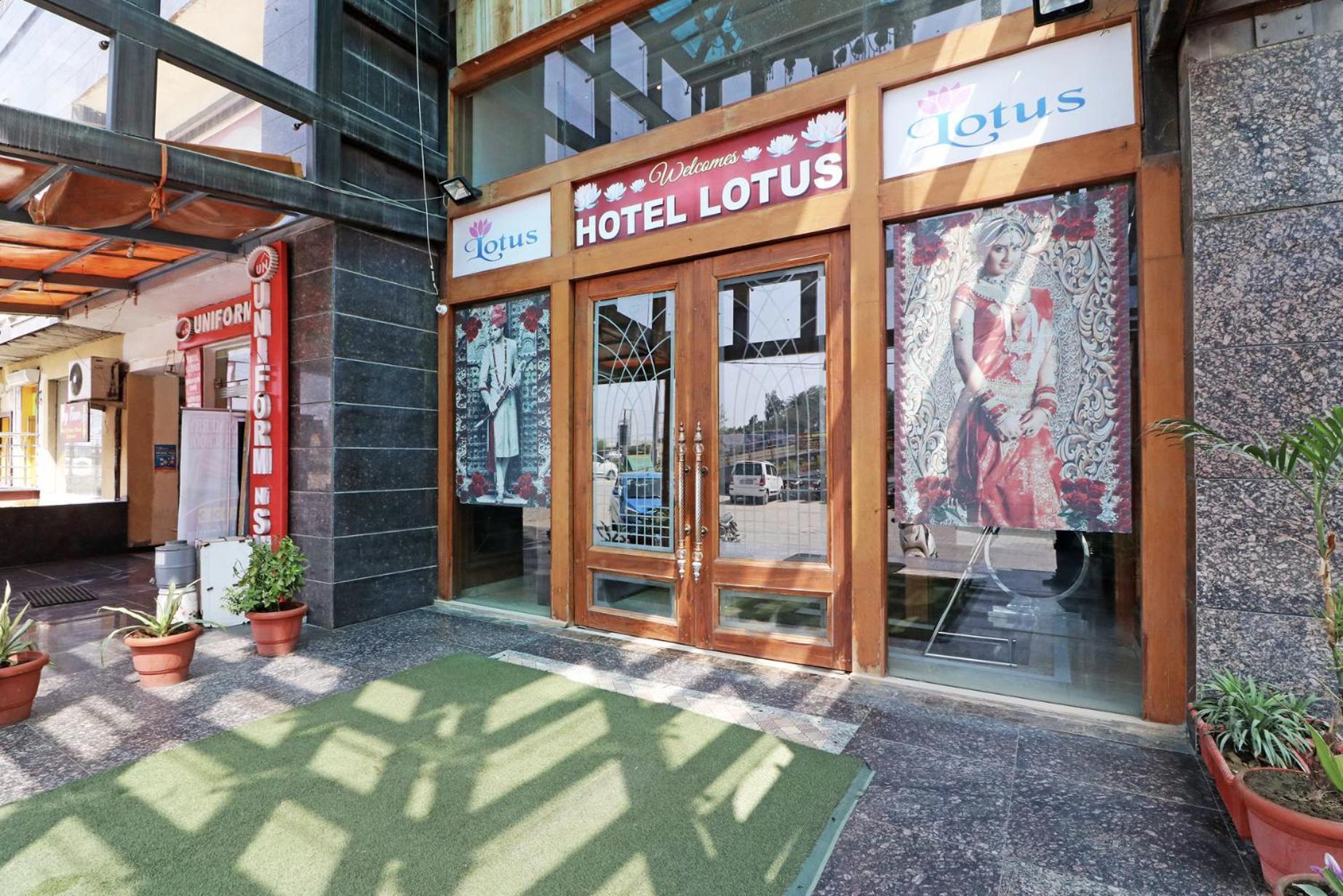 Hotel Lotus Paradise - Banquet & Dining - Near Murthal Sukhdev Rai Exterior foto